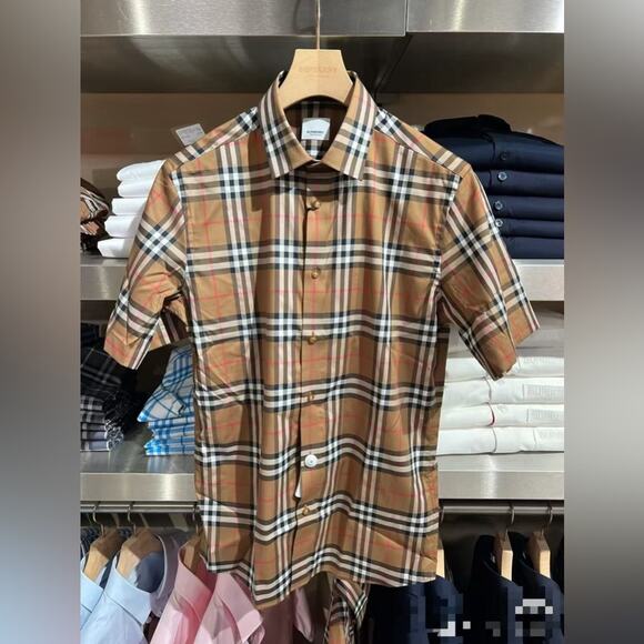 Burberry Tan and Black Button Down Casual Shirt Large NWT - Picture 1 of 6